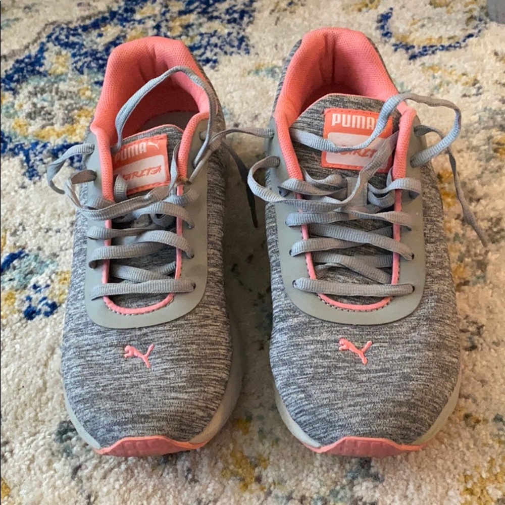 Gently used pink and gray Puma Narita sneakers 7.5